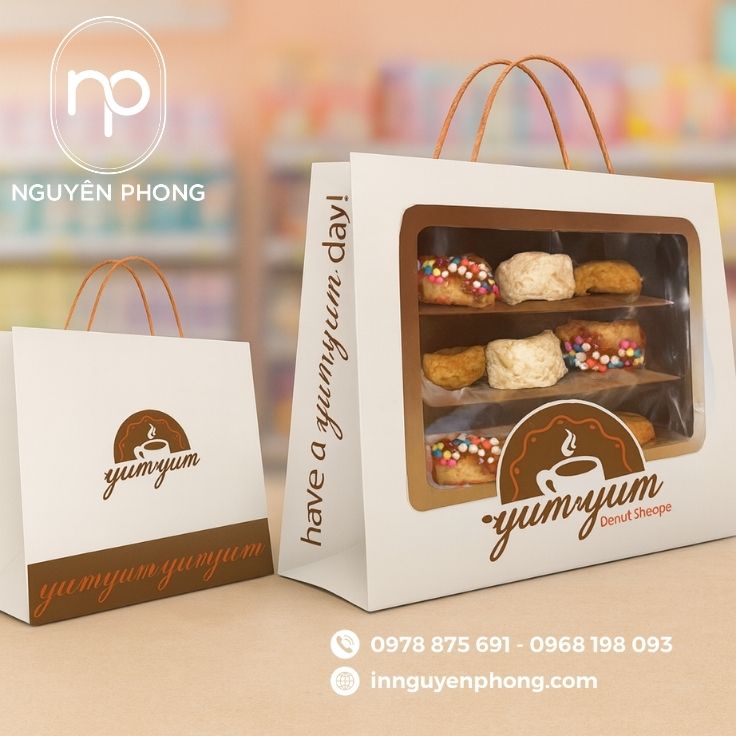 Mẫu túi giấy đựng bánh kẹo kích thước vừa 